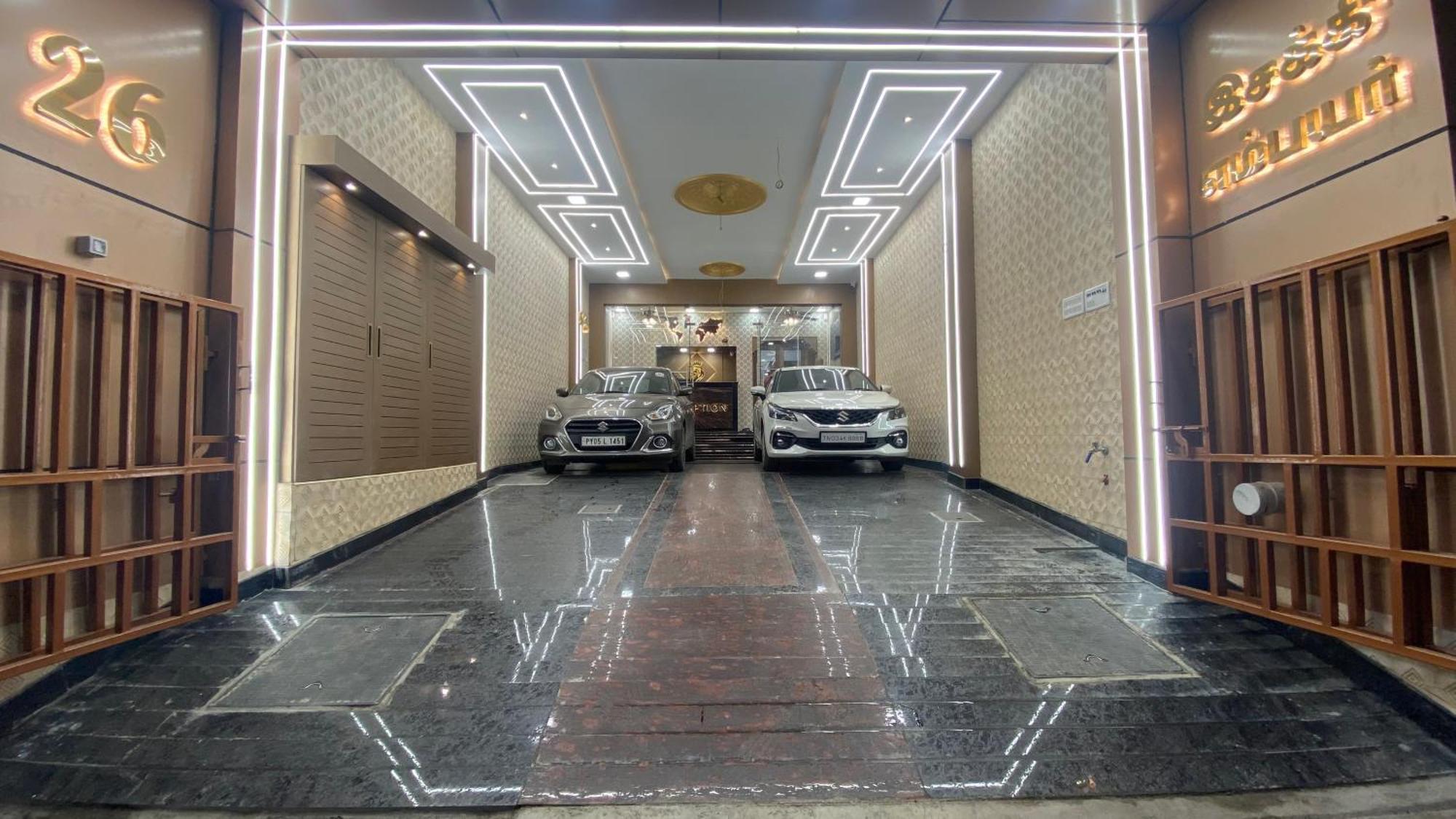 Hotel Esakki Empire Chennai Exterior foto