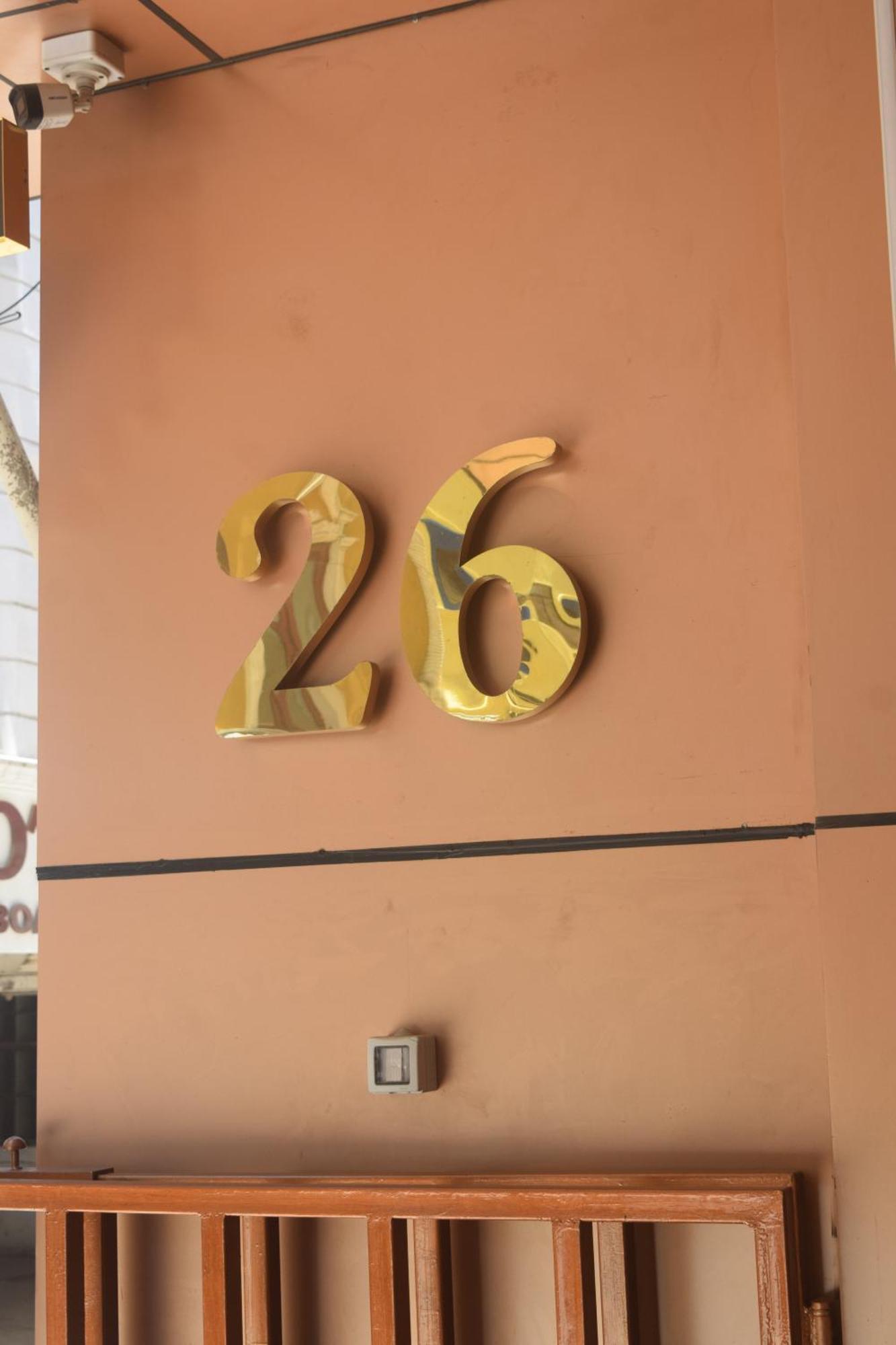 Hotel Esakki Empire Chennai Exterior foto